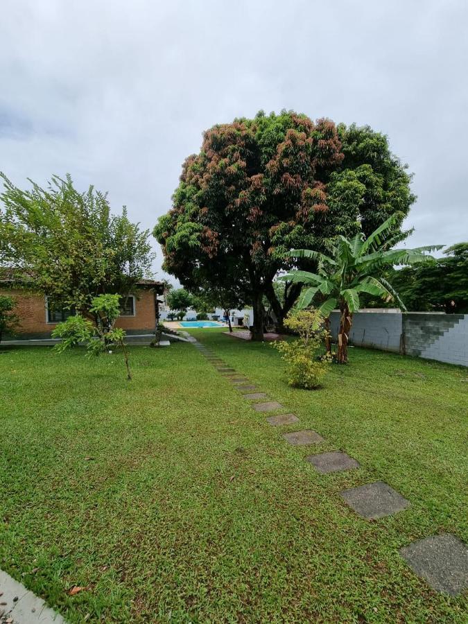 Casa Dom Quixote, Pequena Chacara No Centro Da Cidade Villa Atibaia Exterior photo